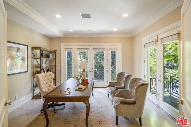 Building Photo - 1350 Benedict Canyon Drive