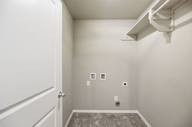 Building Photo - Well Maintained 3-bedroom, 2-bath Home in Desirable Bixby Schools North of River