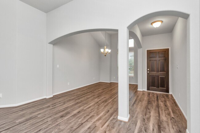 Building Photo - 4406 Low Meadow Ln