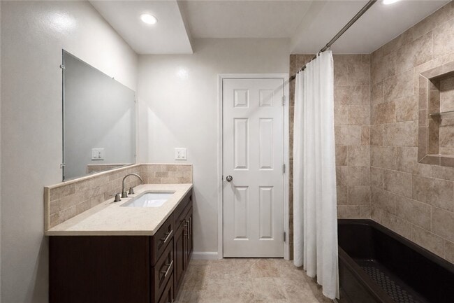 Building Photo - 29641 S Western Ave