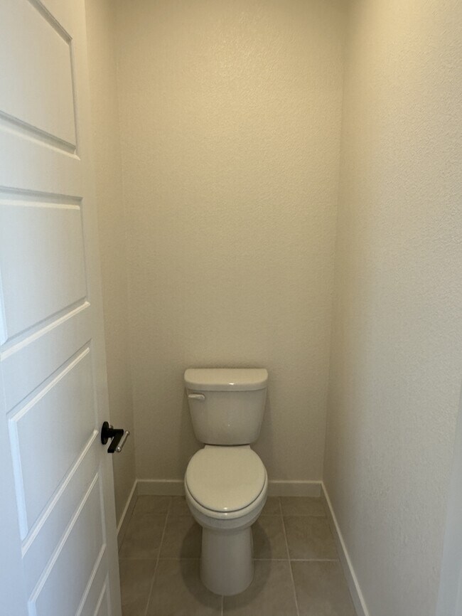 Building Photo - Come Tour This Beautiful Brand New 4-Bedro...