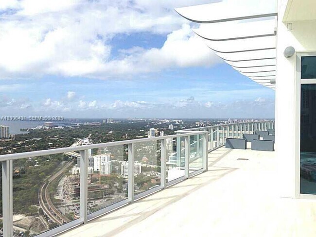 Building Photo - 1100 S Miami Ave