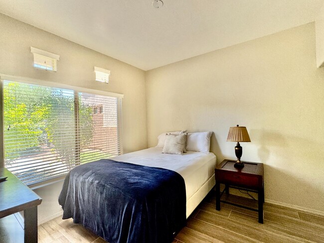 Building Photo - 655 W Vistoso Highlands Dr