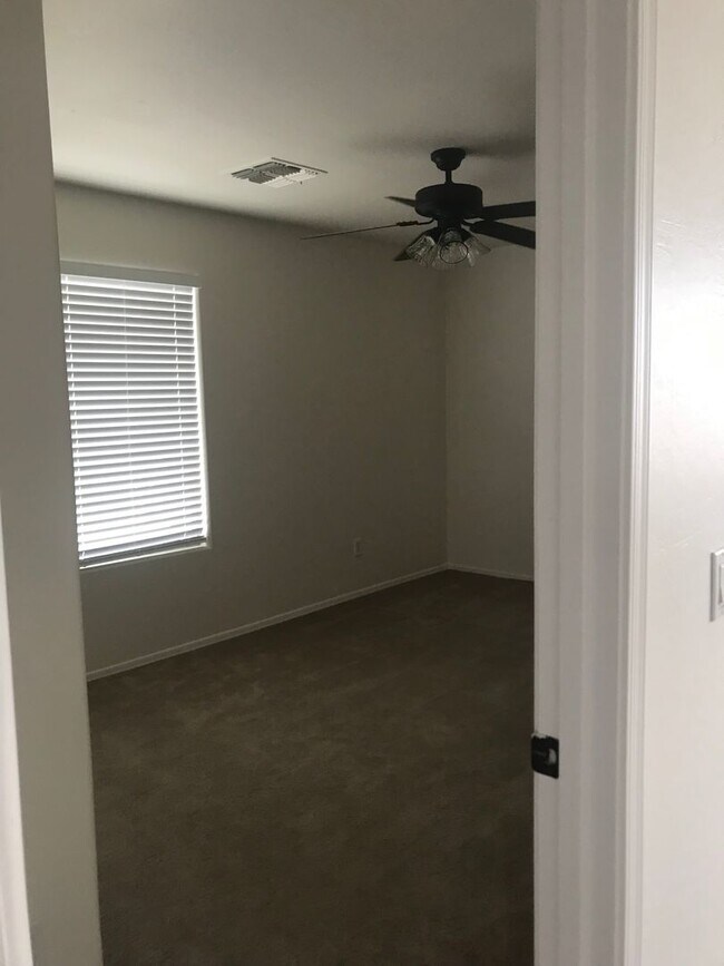 Building Photo - 14666 W Mauna Loa Ln