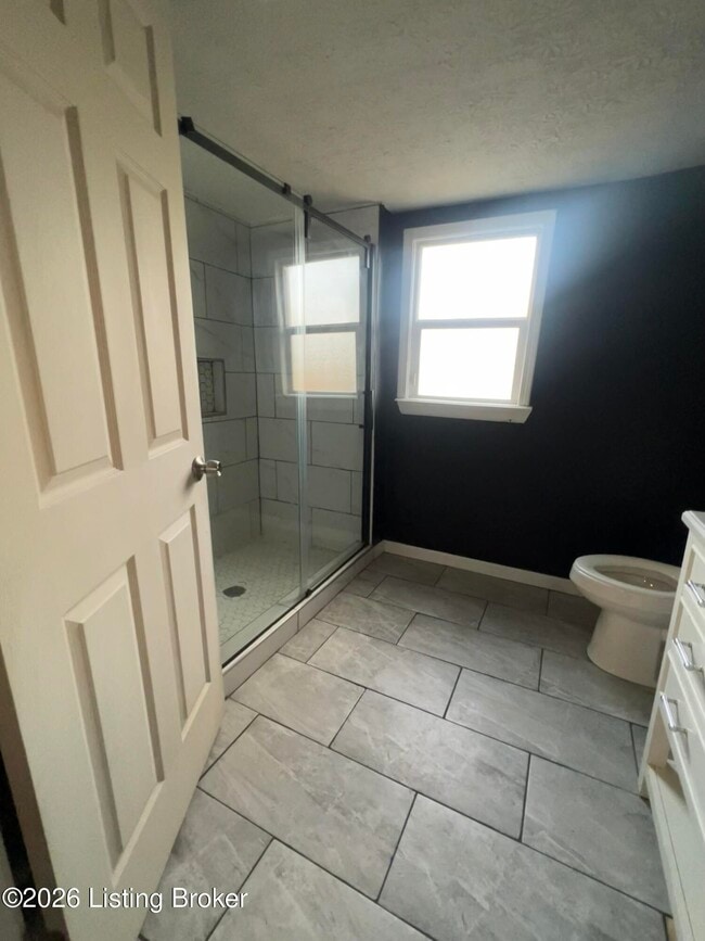 Building Photo - 1107 Logan St