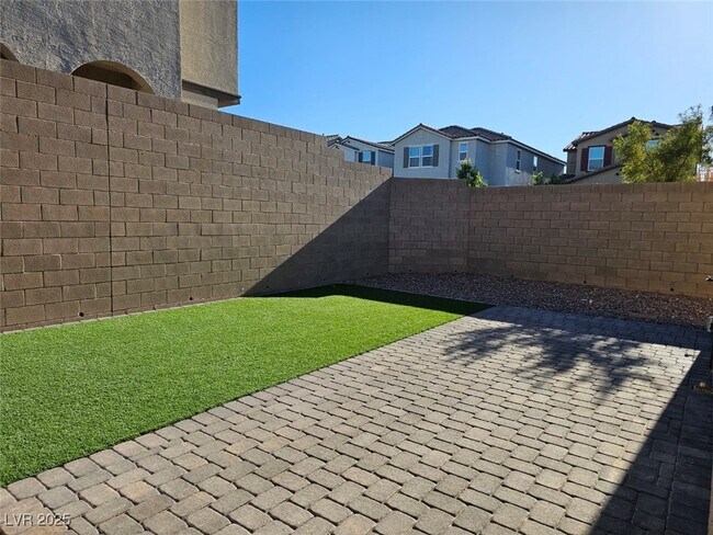 Building Photo - 4597 Chirping Cricket Ave