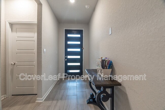Building Photo - 3033 Casillero St
