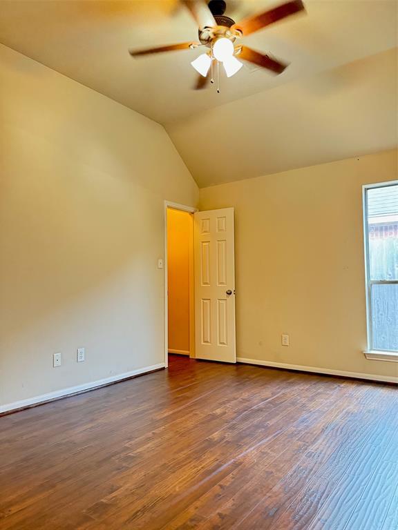 Building Photo - 27926 Barberry Banks Ln