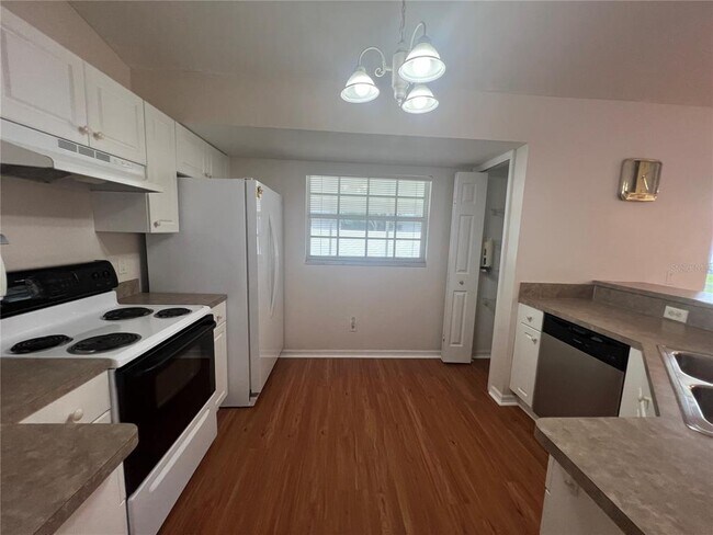 Building Photo - 3228 Lucaya Ave