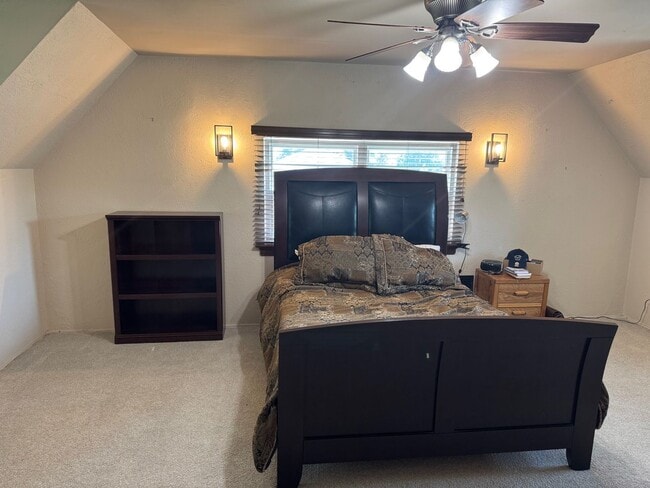 Building Photo - Lansdale Charming 4 Bedroom Cape Cod with ...