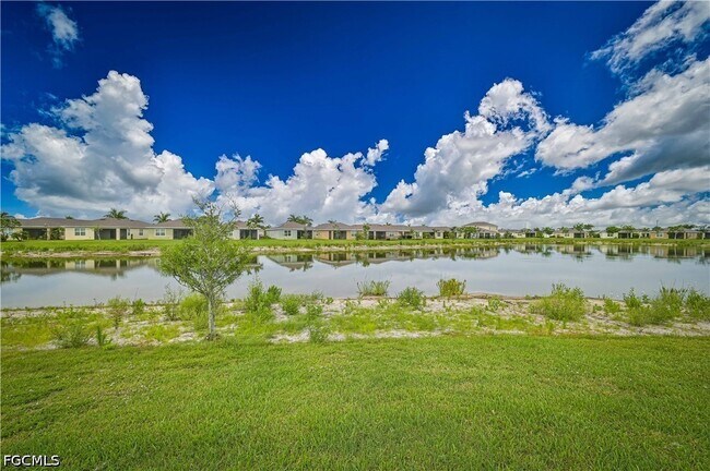 Building Photo - 8784 Cascade Price Cir