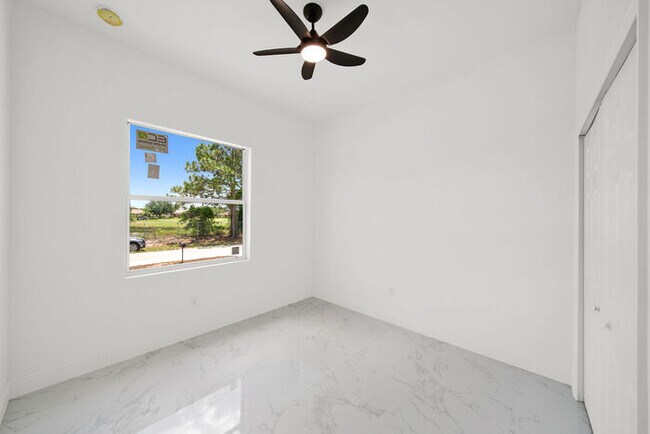 Building Photo - 4766 Nelson Dr