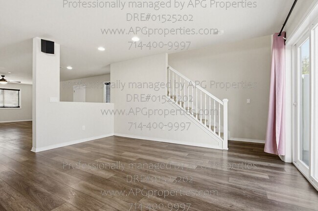 Building Photo - 139 Thompson Ave