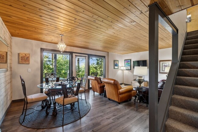 Building Photo - 2 bedroom, 2 bathroom Whitefish Condo, steps away from Whitefish Lake, minutes from the ski slopes!