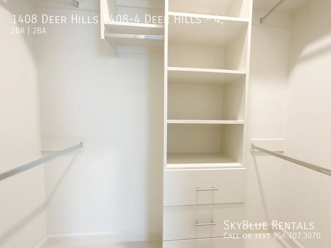 Building Photo - 1408 Deer Hls