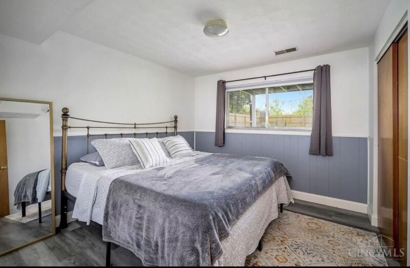 Building Photo - 515 Maxine Dr