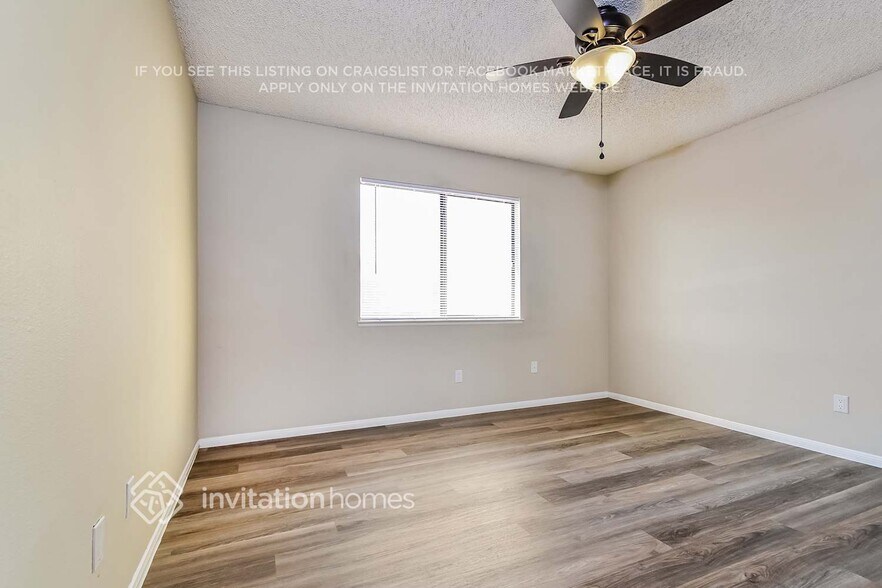 Building Photo - 3640 N Glen Ridge Way