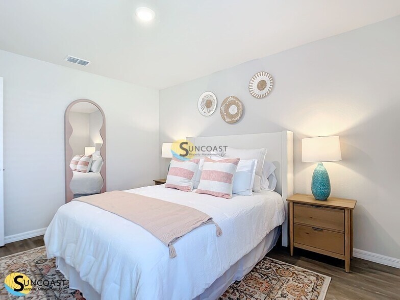 Building Photo - 13 Sellner Pl