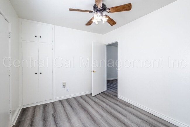 Building Photo - 2825 Park Way