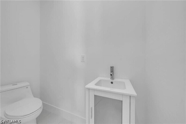 Building Photo - 3310 11th St W