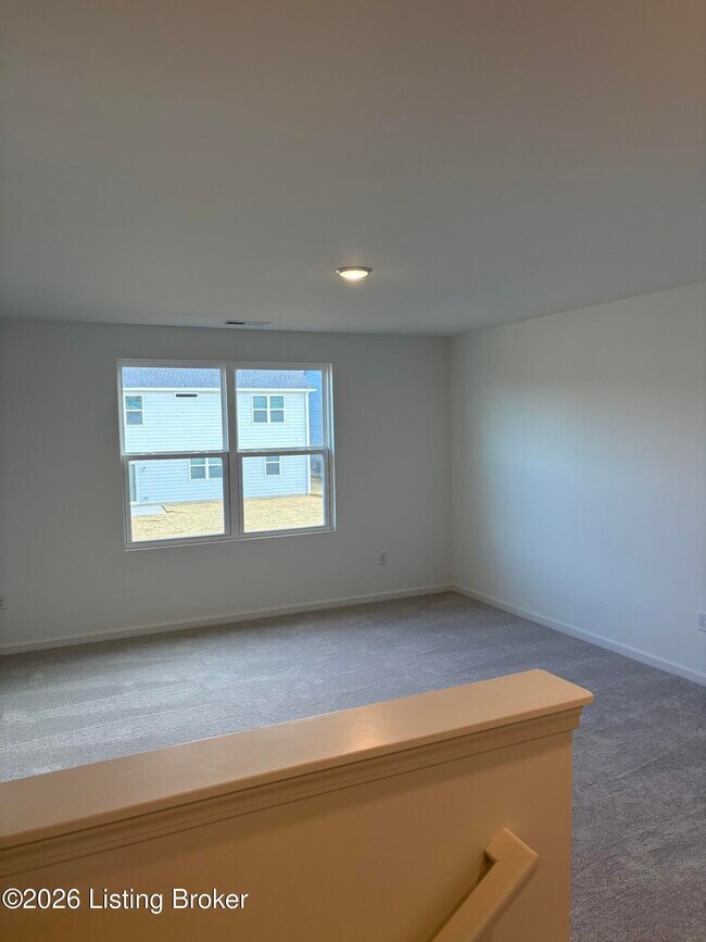 Building Photo - 2015 Lyndon Green Cir