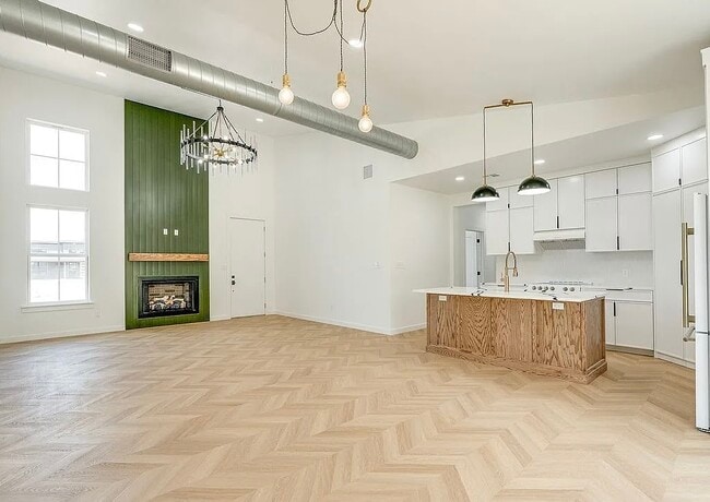 Building Photo - 17466 County Rd 3539