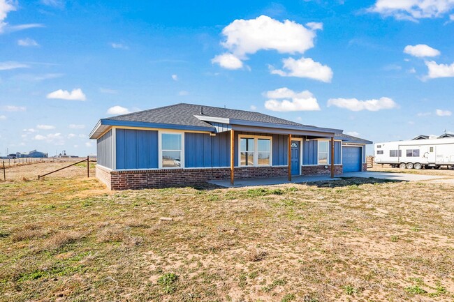 Building Photo - Country Living In Roosevelt ISD!