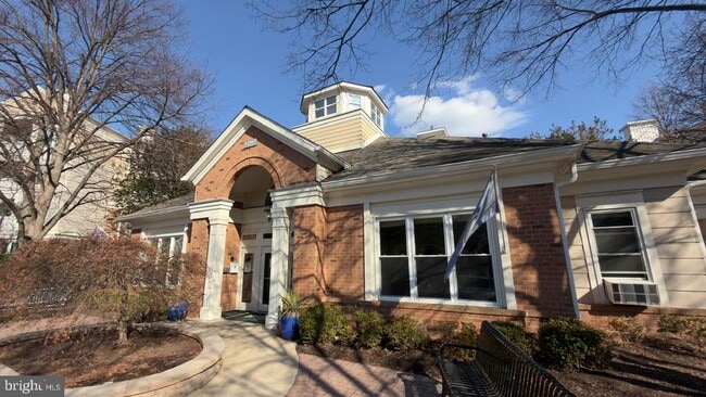 Building Photo - 12919 Alton Square