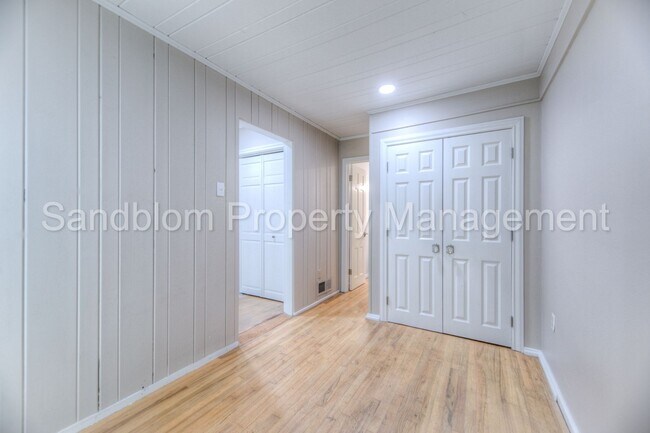 Building Photo - For Lease | Midtown Tulsa | Available Now!