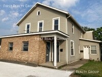 Building Photo - 533 N Main St