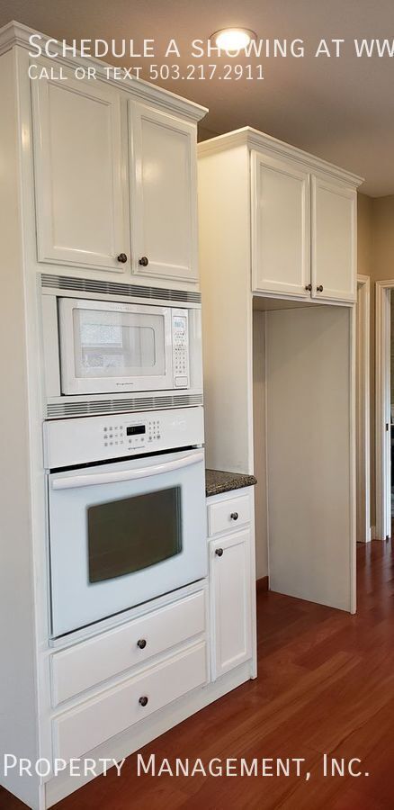 Building Photo - 14066 Chatham Ct