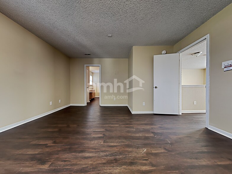 Building Photo - 356 Sunbeam Ln