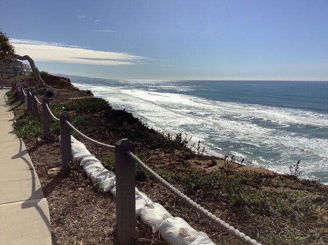 Building Photo - 135 S Sierra Ave