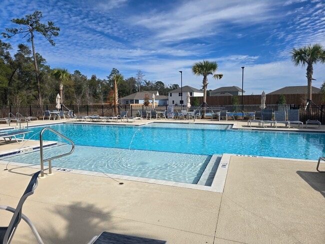 Building Photo - 190 Turpentine Dr