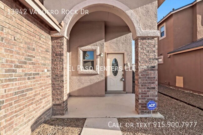 Building Photo - 13942 Vaquero Rock Dr
