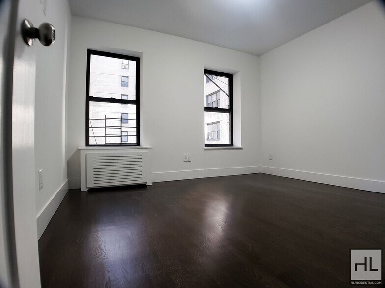 Building Photo - EAST 49 STREET