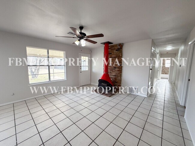 Building Photo - 549 N 62nd St