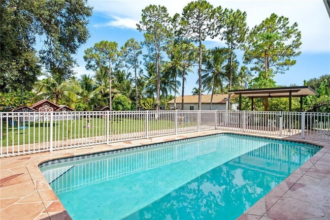 Building Photo - 6344 NW 74th Terrace