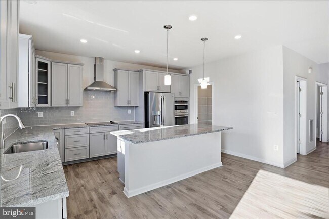 Building Photo - 889 Barksdale Dr