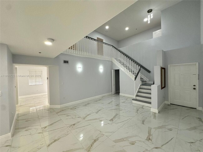 Building Photo - 17425 NW 75th Pl