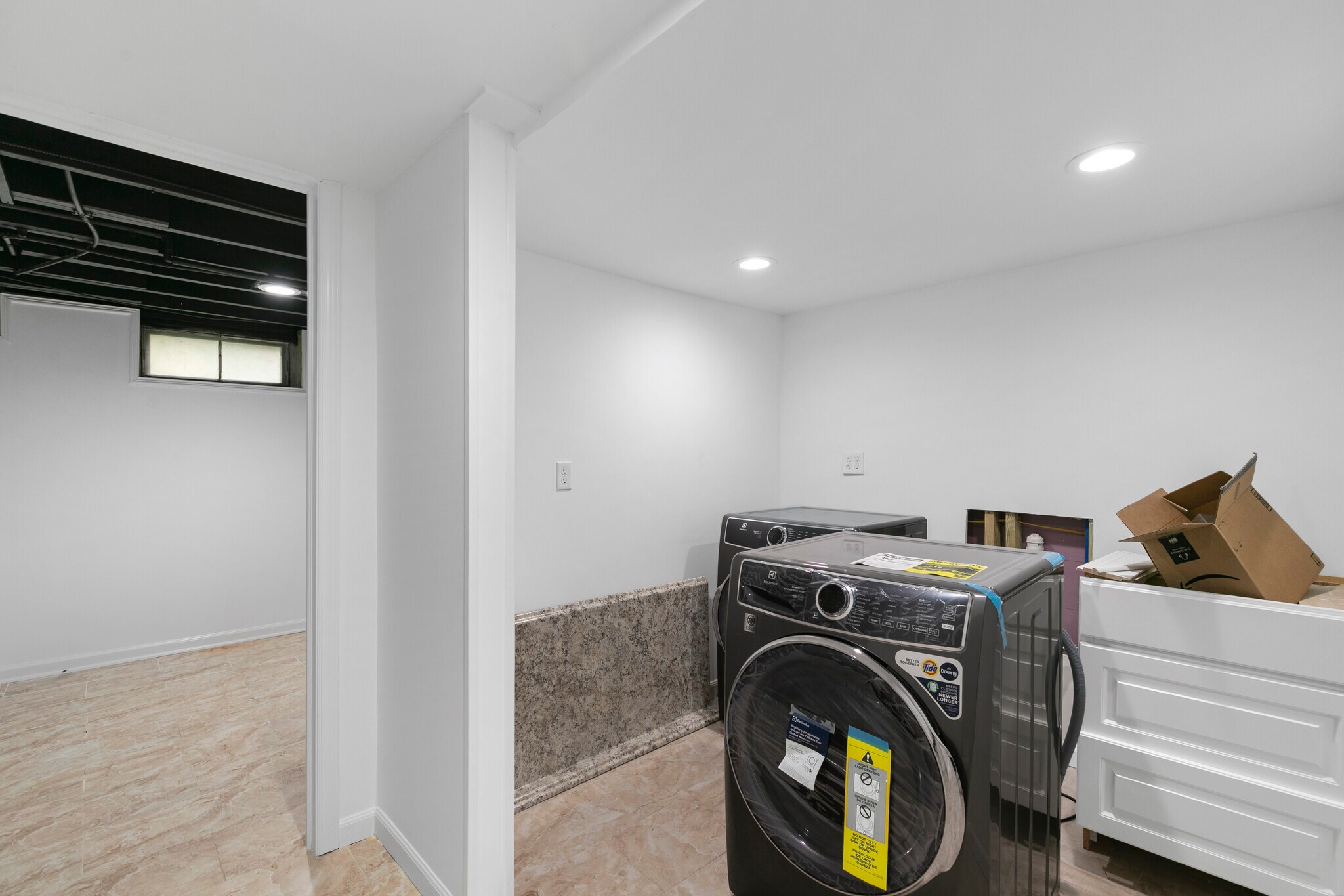 Building Photo - 792 Ocean Ave