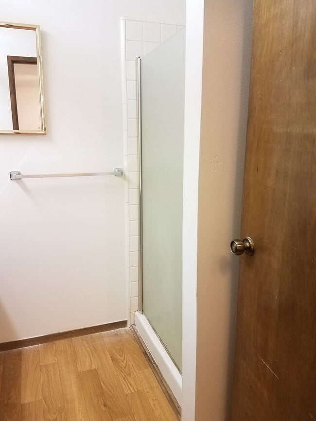 Building Photo - Cute 3 bedroom in Dinuba