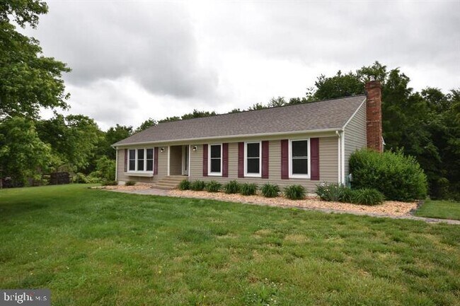 Building Photo - 12327 Elk Run Rd