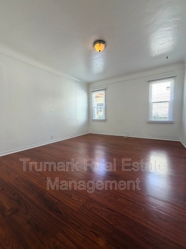 Building Photo - 729 South St