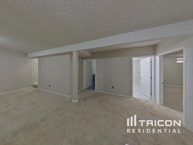 Building Photo - 3509 S Norfolk Way