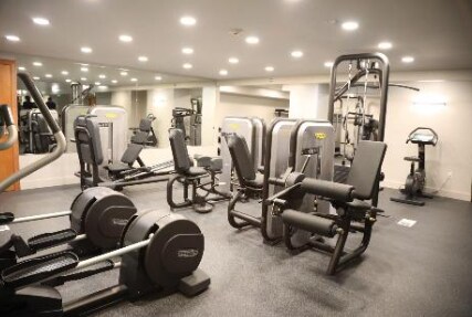 Fitness center in building - 10610 NE 9th Pl