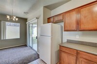 Building Photo - Adorable 3 bedroom condo in a gated Northw...