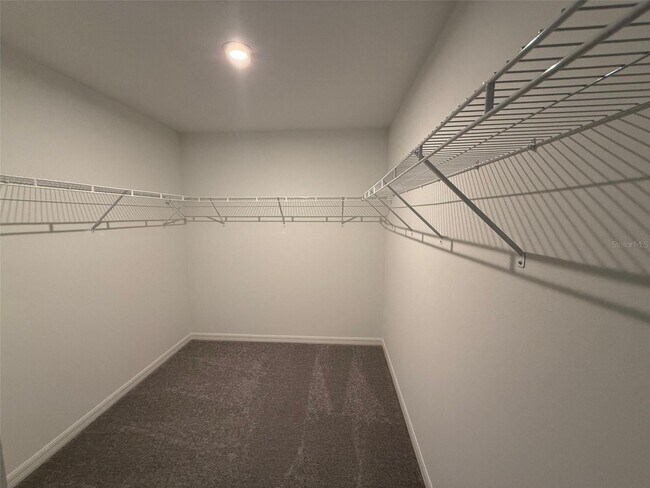 Building Photo - 3565 Dahlia Dr
