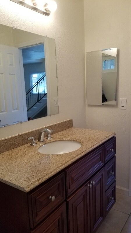 Building Photo - 2 Central Ave