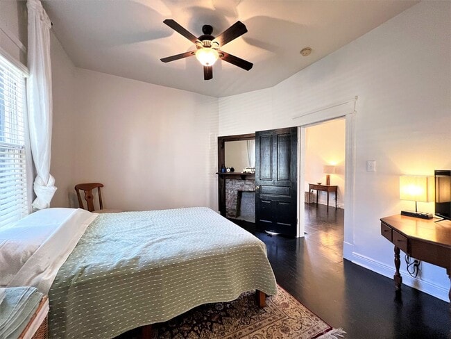 Building Photo - HISTORIC 4TH & GILL BUNGALOW STYLE HOME WITH FRONT PORCH!